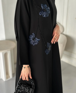 Abaya Estilo Dubái, Calidad Premium con Detalles de Cuentas en las Mangas, Tela Rica con Flujo Lujoso y Acabado Elegante 2026 - Product Image 5
