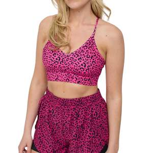 Ensemble de yoga athlétique pour femmes en gros personnalisé, respirant, à séchage rapide, 2 pièces, vêtements de sport avec soutien-gorge de sport et short de cycliste qui relève les fesses - Product Image 3