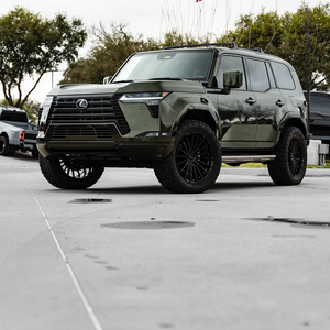 Buena oferta para el Lexus GX 550 2024, versión estándar y premium - Product Image 1