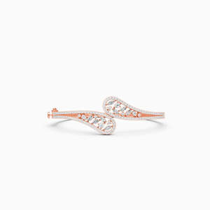 Anillo de Compromiso de Oro Amarillo para Mujer, Corte Brillante, Estilo Clásico, Chapado en Oro de 14K con Diamante de Laboratorio - Product Image 5