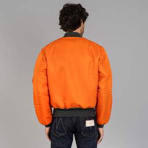 Veste universitaire en polyester avec logo personnalisé de haute qualité 100% coton pour hommes Letterman College Baseball Bomber Button Closure Winter - Product Image 2