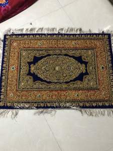 Alfombra de joyas de diseño moderno hecha a mano con detalles de Zari, pieza llamativa de piedras semipreciosas para proyectos de interiores de alta gama - Product Image 2