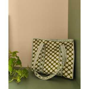 Bolso Tote Pequeño Color Oliva con Cierre, Forro de Poliéster, Estilo Normcore/Minimalista, Bolsillo Interior y Acolchado para Uso Diario - Product Image 3