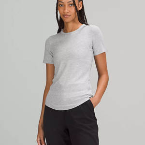 T-shirts pour femmes de haute qualité impression de broderie personnalisée écologique coupe régulière approvisionnement en gros vente chaude - Product Image 1