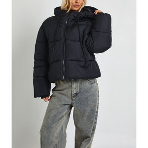 Veste à bulles en tissu personnalisée pour femmes vêtements d'extérieur d'hiver durables fabricant OEM - Product Image 5