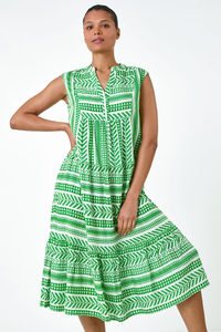 Robe d'été indienne élégante en V pour femmes, robe d'été à manches courtes et à volants, robe de plage et décontractée, longueur genou pour femmes - Product Image 2