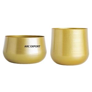 Lot de 2 jardinières de fleurs fantaisie en métal poli doré Vente en gros jardinière de décoration intérieure et extérieure de luxe au meilleur prix - Product Image 5