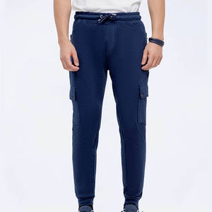 Pantalones Deportivos de Felpa Azul de Alta Calidad para Hombre, Corte Regular, Transpirables, Cintura Elástica con Bolsillos Tipo Cargo a Precio de Fábrica - Product Image 1