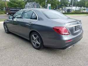 Nuevo MERCEDES BENZ E300 AMG TUBOR 2022 con Cámara Trasera 360, Capacidad de Carga 31-40T, Emisión Diésel/GAS, Automático - Product Image 5