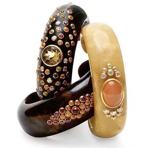 Brazalete de Resina Epoxi Hecho a Mano para Mujer |   Pulsera Decorativa Ligera de Resina para Venta al por Menor y al por Mayor - Product Image 6