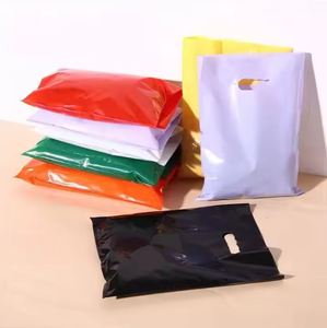 Sacs en plastique pe jetables de haute qualité Sac à provisions en plastique pe recyclé découpé avec logos - Product Image 3