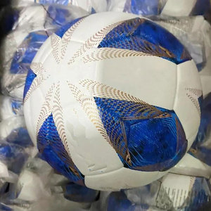 Ballon de football promotionnel au prix le moins cher nouveau style personnalisé propre taille de logo dans un ballon de football au prix d'usine - Product Image 2