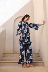 ชุดเสื้อกางเกงสองชิ้นพิมพ์ลายสำหรับผู้หญิงคุณภาพสูง - Product Image 6