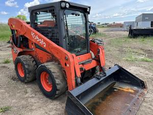 2022 Kubota รถตักขนาดเล็ก SSV75ลื่นไถลรถตักขนาดเล็กที่เชื่อถือได้74HP รถตักดินขนาดกะทัดรัดสำหรับการก่อสร้างและการเกษตร - Product Image 2