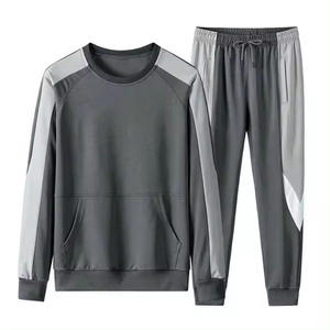 Fabrication sur mesure OEM, survêtement à séchage rapide, coupe classique, vêtements de sport, sweat-shirt à col rond pour homme, ensembles de survêtements - Product Image 1