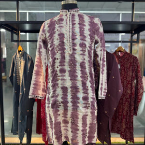 Kurta en coton léger avec manches plus silencieuses et courtes pour les fêtes formelles et toutes les occasions-vêtements indiens et pakistanais - Product Image 1