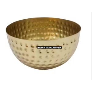 Nouveau design classique vaisselle de salle à manger pour la maison bol de service sucré bol martelé en métal plaqué or de première qualité pour servir des bonbons bonbons - Product Image 1