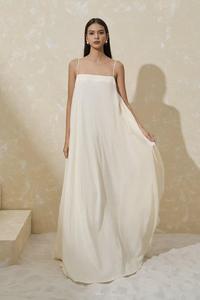 ชุดเดรสผ้าไหมทรงโอเวอร์ไซส์แขนกุด, เดรสลำลองผ้าไหมทรงแม็กซี่ยาวถึงพื้นทำจากผ้าไหมสีทึบซักได้ - Product Image 5