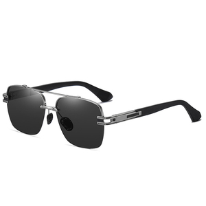 Gafas de sol cuadradas con montura dorada de alta calidad para hombres y mujeres polarizadas UV 400 protección Flyer sin montura lente grande Material Tac - Product Image 4