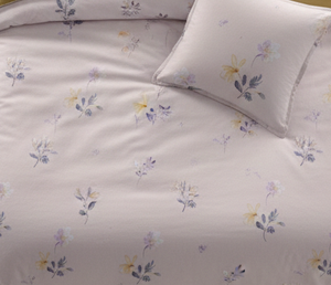 Super Soft Luxury 4-Piece Twin Size Modern All-Season Bedding Set with Quilt <b>Duvet</b> <b>Cover</b> and Comfort Collection - Product Image 4