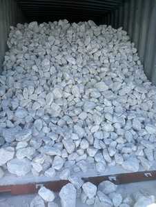 Morceaux de gypse purs de dihydrate de sulfate de calcium de haute blancheur pour le meulage directement d'Égypte - Product Image 2