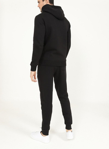 ชุดวอร์มเล่นกีฬาสำหรับผู้ชายเป็นมิตรกับสิ่งแวดล้อมสำหรับฤดูหนาวดีไซน์โลโก้แบบกำหนดเอง - Product Image 5