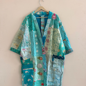 Robe kimono vintage en kantha aux couleurs vibrantes, longue veste faite à la main pour femmes - Product Image 1