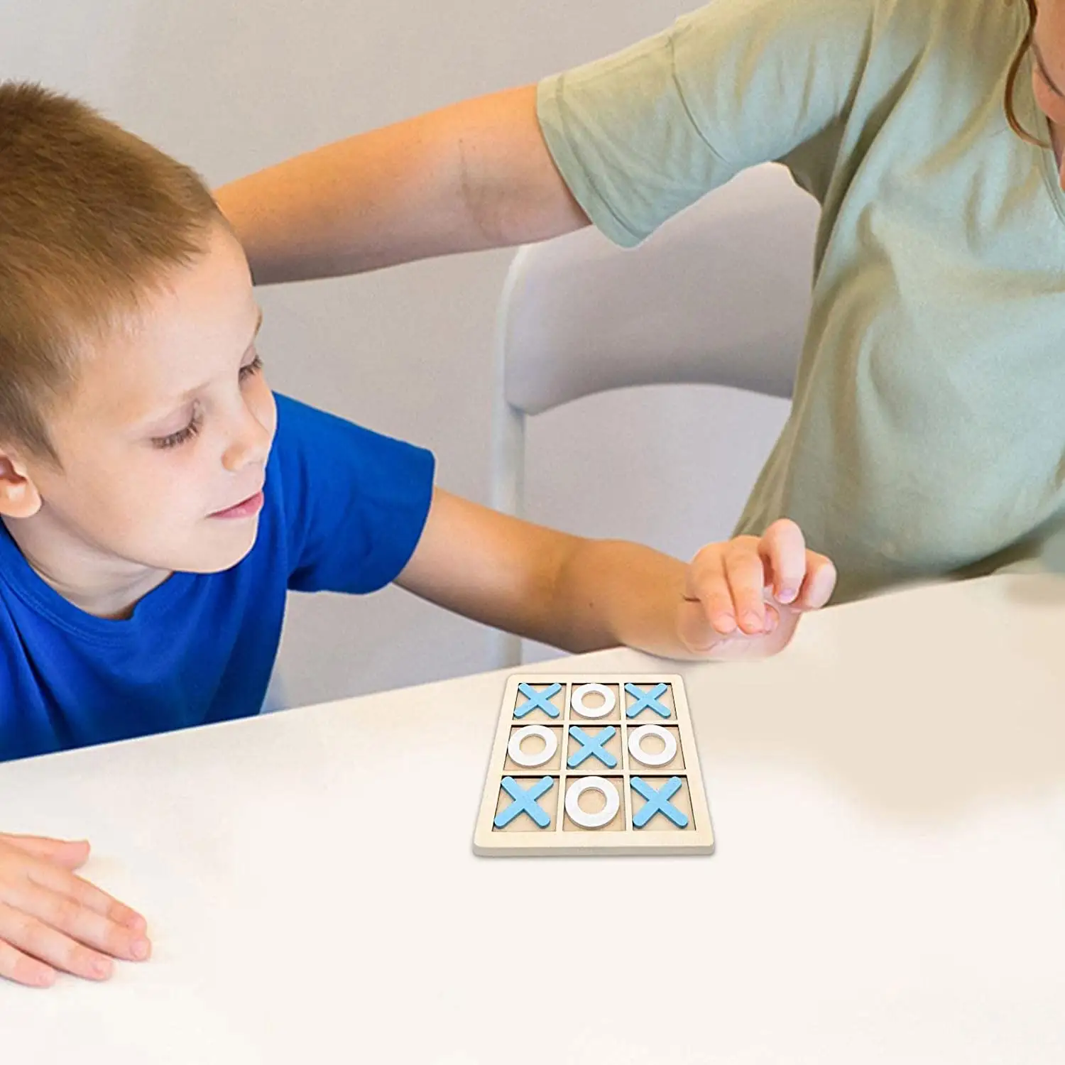 XO 보드 게임 나무 보드 박하 사탕 발가락 게임 가족 테이블 퍼즐 게임 교육 장난감 성인