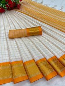 Blouse décontractée en soie Banarasi riche et lourde et sari Chit Pallu avec motif tissé jacquard - Product Image 6