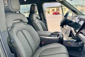 RIVIAN R1S 2023 USADO, Volante a la Izquierda/Derecha - Product Image 3