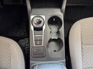 Ford Escape SE 4dr SUV AWD 2022 perfectamente usado - Product Image 5