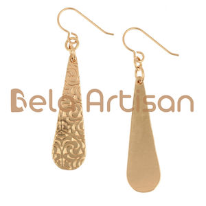 Fabricant de boucles d'oreilles chandelier en alliage de cuivre plaqué or style occidental vintage vêtements quotidiens fabriqués en Inde pour l'exportation mode - Product Image 2