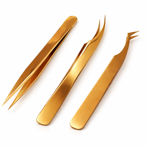 Kit professionnel de 3 pinces à cils en acier inoxydable doré, pinces droites et courbées pour volume, outil d'extension de cils OEM - Product Image 1