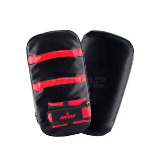 Almohadilla tailandesa duradera para entrenamiento de boxeo y Kickboxing con diseño de agarre cómodo Almohadilla tailandesa Premium con costuras reforzadas - Product Image 1