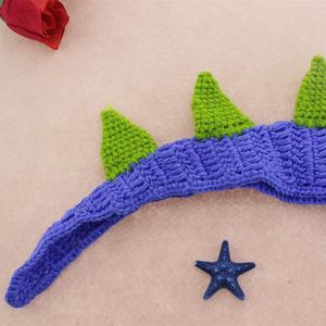 Vêtements en laine pour bébé en gros, tenue de photographie en laine tricotée au crochet, motif dinosaure de dessin animé, bonnet d'hiver - Product Image 4