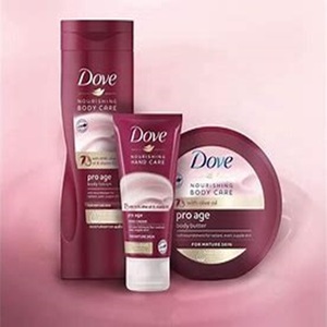 Crema Facial y Corporal Orgánica Dovee Pro-Age Antienvejecimiento, Extra Iluminadora, Fresca, Natural, Vegana, Hidratante y Exfoliante para Todo Tipo de Piel - Product Image 6
