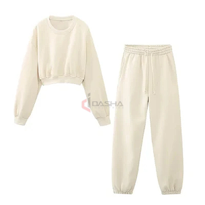 2025 logotipo personalizado mujer gimnasio Fitness ropa deportiva Yoga sudaderas y pantalones de chándal ropa de calle camisa corta de algodón para damas - Product Image 4