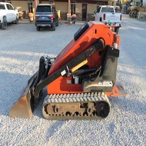 Chargeuse compacte sur chenilles Ditch Witch SK650 de 2008, 31,5 CV, moteur diesel Kubota, capacité de 650 lb, à vendre - Product Image 1