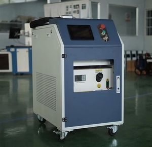 อุปกรณ์ทำความสะอาดอุตสาหกรรมแบบพกพา เลเซอร์พัลส์กำจัดสนิม - Product Image 2