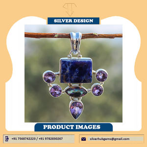 จี้โทแพซโซดาไลต์ธรรมชาติ สไตล์ออตโตมันตุรกีโบราณ ดีไซน์ไม่ซ้ำใคร ทำด้วยมือจากเงินแท้ 925 ประดับด้วยบลูโทแพซ จี้เงินแท้สำหรับผู้หญิง - Product Image 2