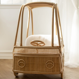 Voiture à pédales en rotin pour enfants, approvisionnement direct usine, meilleur prix, voitures porteurs d'intérieur pour bébés, personnalisation acceptée - Product Image 2