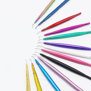 Outil de rehaussement de cils en acier inoxydable personnalisé avec miroir pour cils et bâtonnet de rehaussement de cils réutilisable par Innovamed à prix de gros - Product Image 1