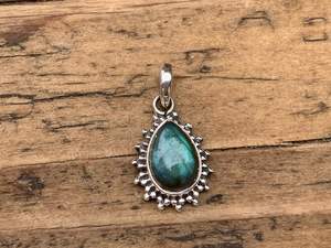 Collar de labradorita bohemio Diseño de lágrima de plata esterlina Joyería elegante para el día de la madre - Product Image 3