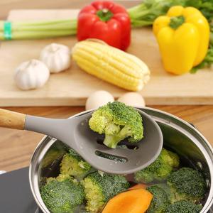 Ensemble d'ustensiles en bois écologiques de qualité supérieure avec longues poignées, design personnalisé, cuillère en bois plate et sûre, export en vrac - Product Image 2