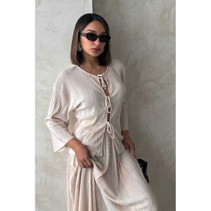 Blusa Elegante con Lazo Frontal y Pliegues para Mujer, Marca TOPSHOW, Color Sólido, Tejido de Algodón y Poliéster, Manga Larga, para Uso Diario - Product Image 1