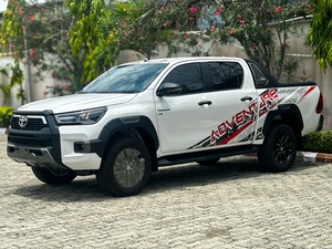 รถกระบะออฟโรดขนาดกลางรุ่นปี 2025 รุ่น Adventure 4.0L Edition มือสอง - Product Image 3