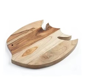 Planche à découper en bois naturel de forme exquise idéale pour couper les fruits et légumes et les aliments de la cuisine quotidienne - Product Image 1