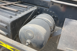 AMAZING OFFER for Tr-ac-t0rr -1t 2019 V-0-<strong>l</strong>-v-0 F.H500 4x2 S/<strong>A</strong> Slee-perr Truck Tractor Industrial OEM/ODM 3-Year Warranty - Product Image 5