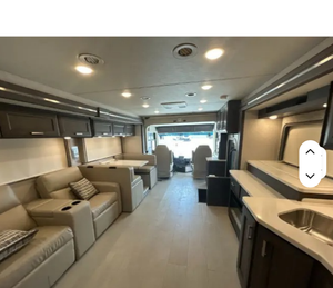 Oferta 2023: Autocaravana Clase A con Motor Diésel Thor Motor Coach Palazzo de 37.5 pies en Venta - Product Image 3