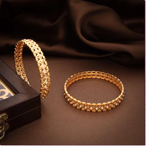 Brazalete de latón chapado en oro antiguo hecho a mano con grabado floral para bodas tradicionales indias - Product Image 5